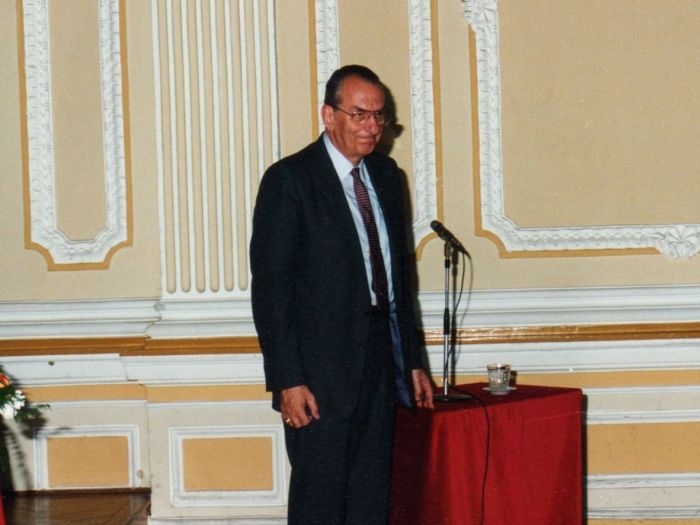 Oláh György a JATE díszdoktora 1995